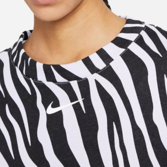 Nike Sportswear Sweatshirt Womens Plus Icon Clash Animal Printed Purple 1X - Picture 3 of 3